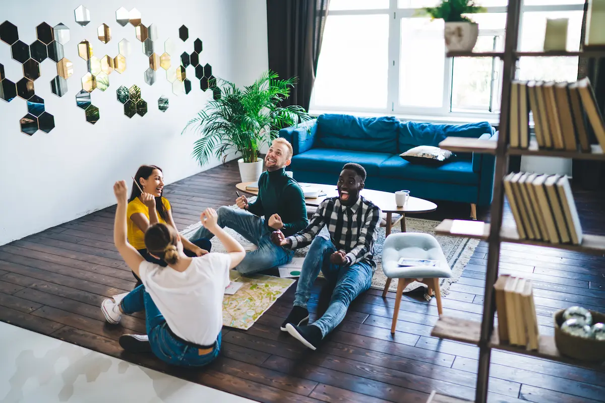 salon con buena iluminacion natural iluminación por capas